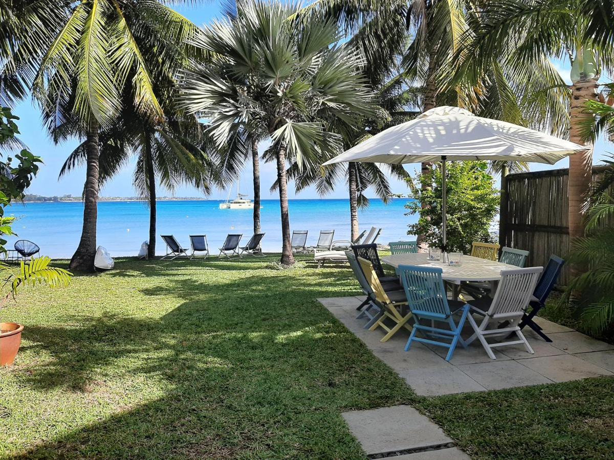 Fantastic Spacious Beachfront Villavacances Grand Baie Extérieur photo